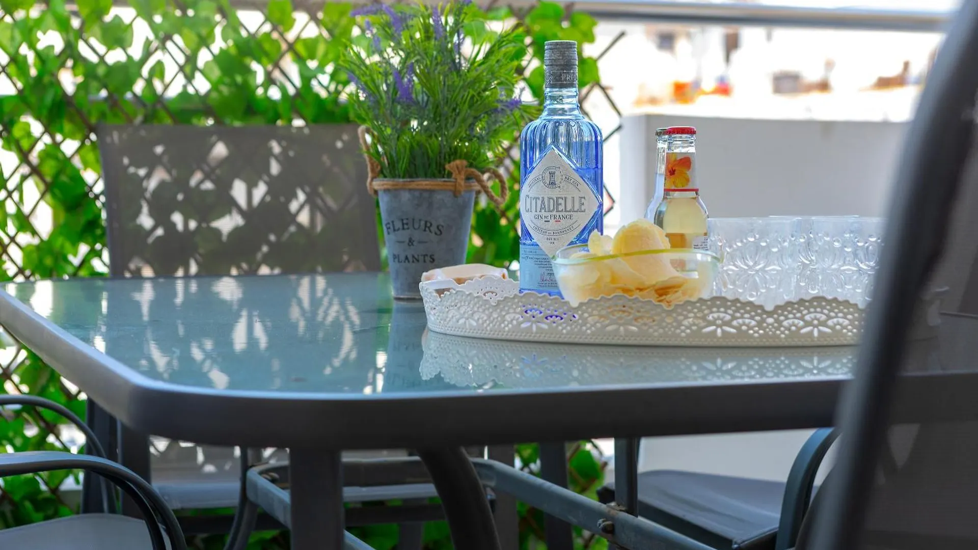 Airbnsea City Centre Side Sea View Apartments Larnaca 0*,