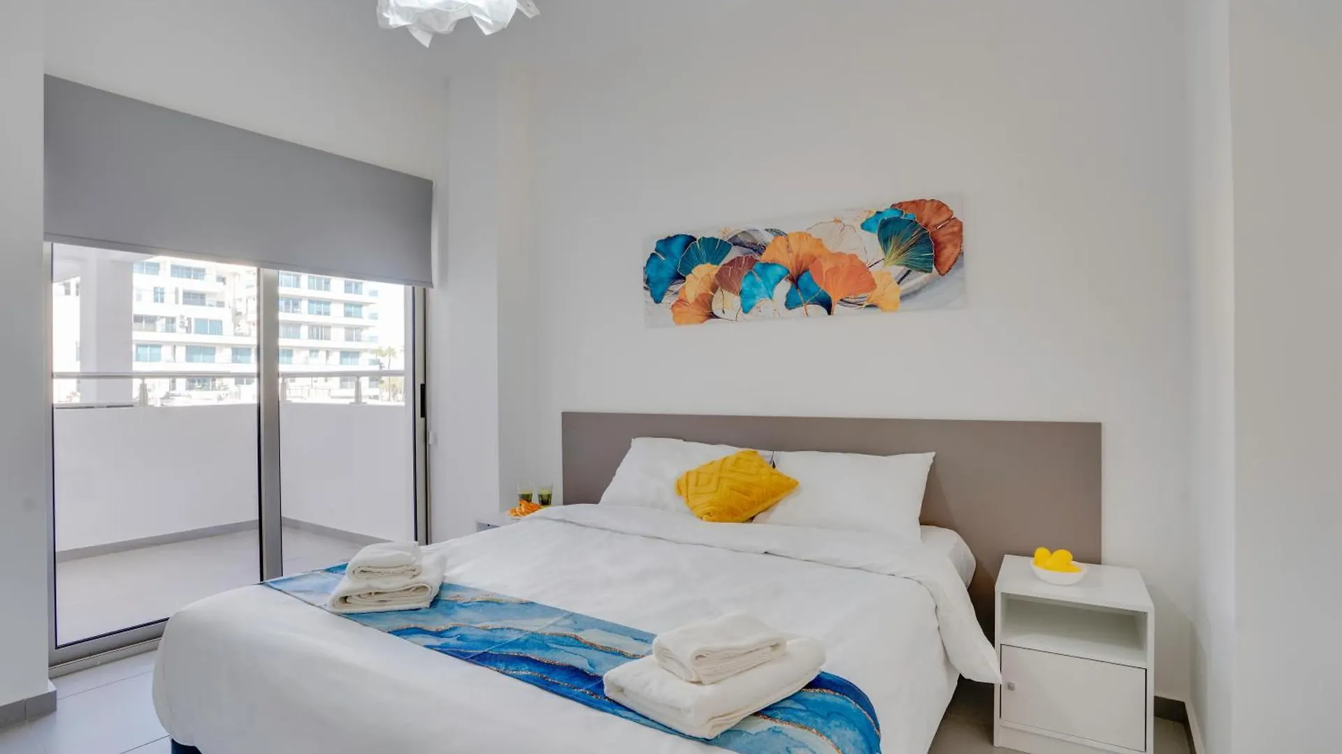 Airbnsea City Centre Side Sea View Apartments Larnaca Cyprus