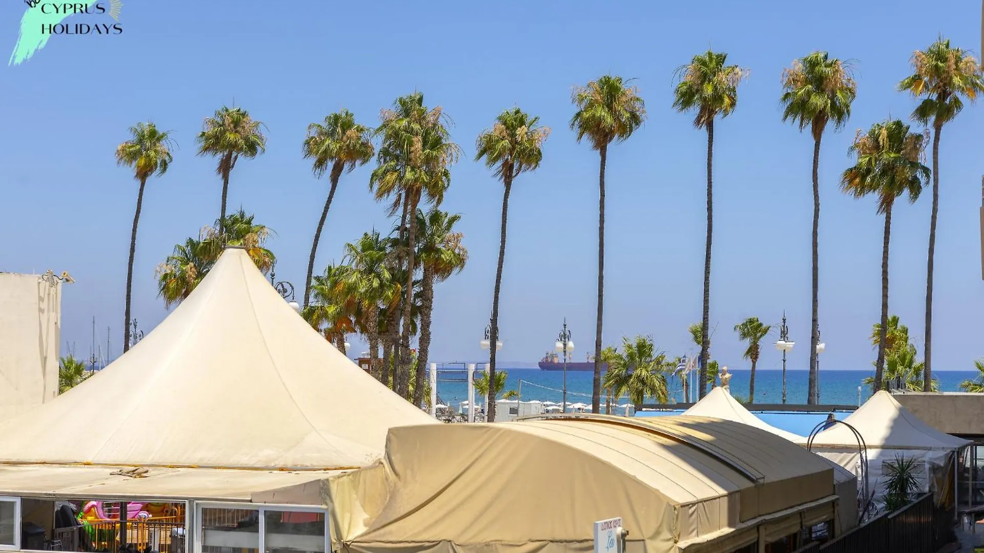 Airbnsea City Centre Side Sea View Apartments Larnaca