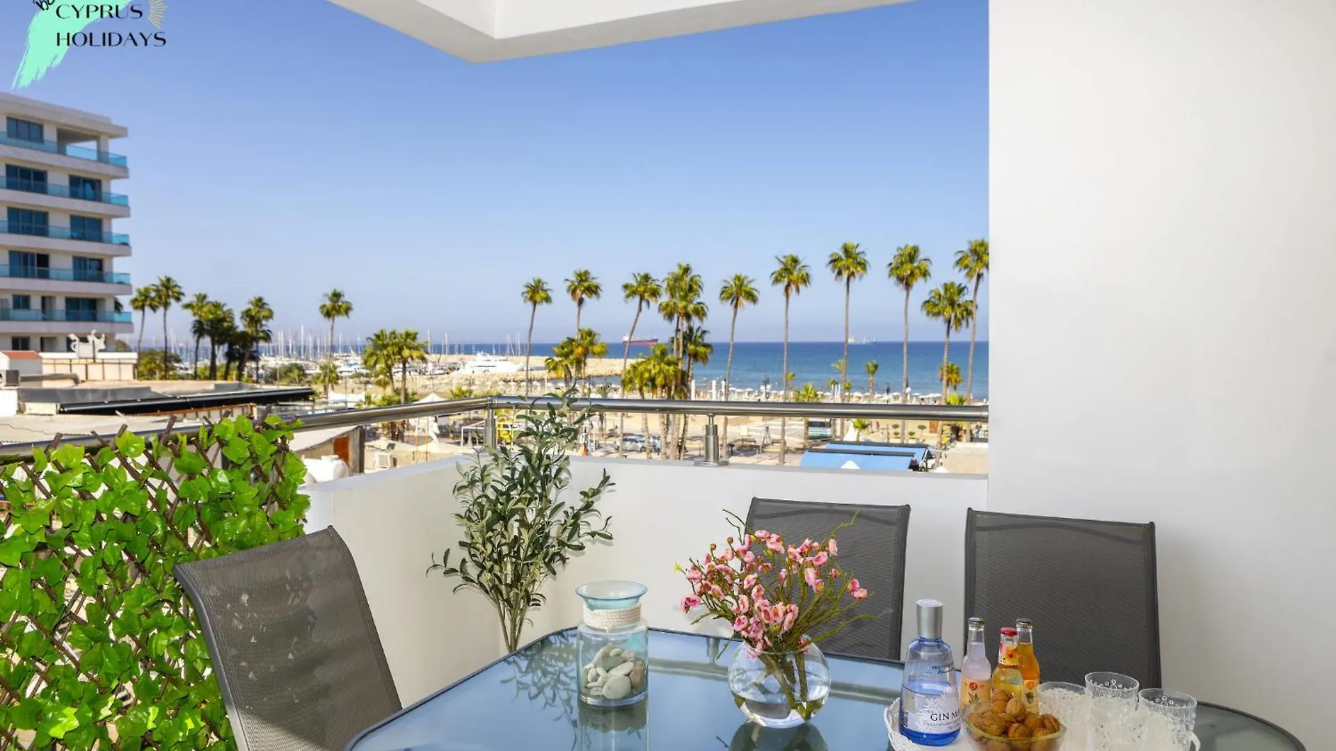 Airbnsea City Centre Side Sea View Apartments Larnaca 0*,